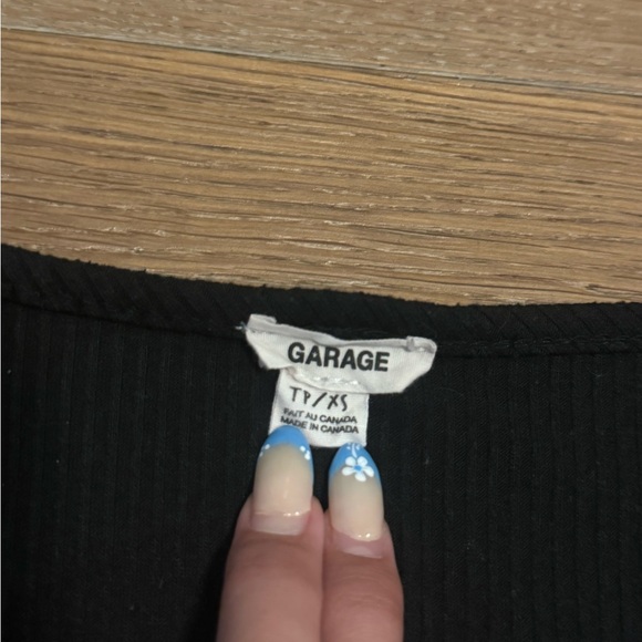 Garage Low V Neck Shirt - Picture 3 of 3